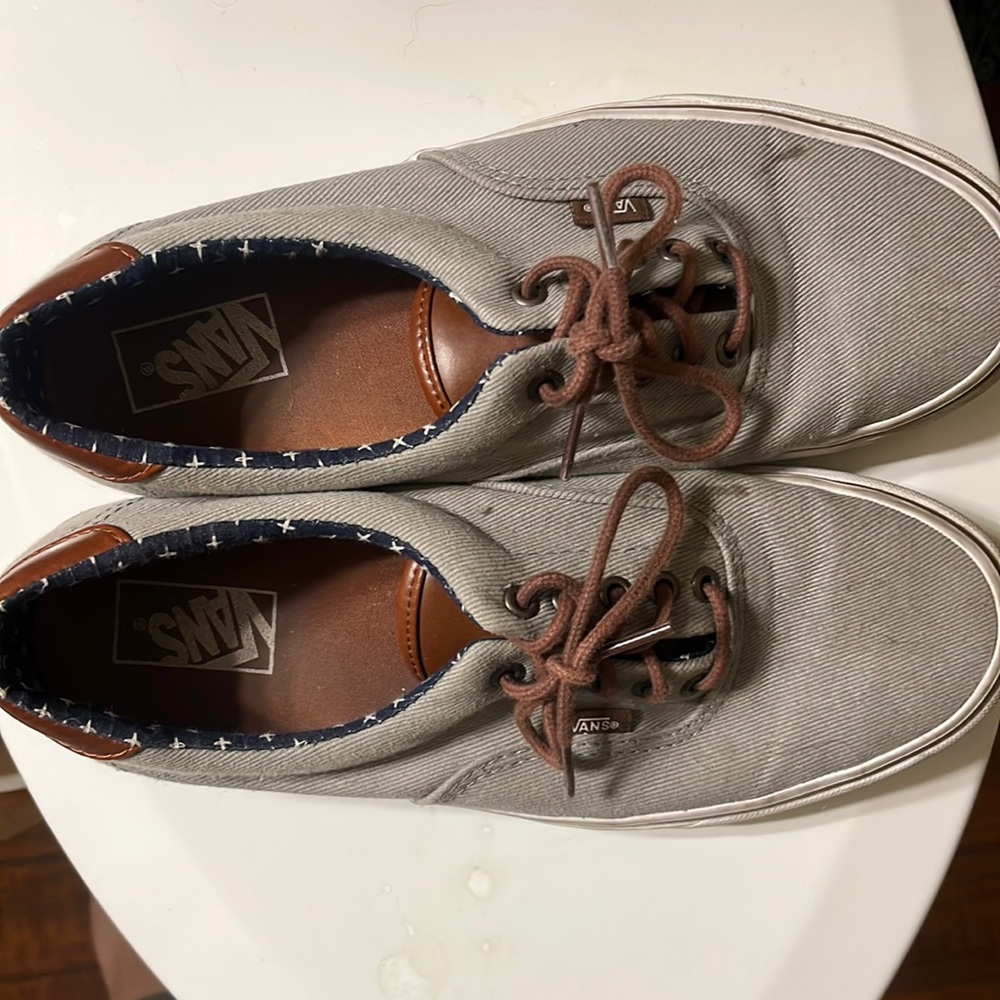 Mens Vans gray/coyote tan in color, size 10.5